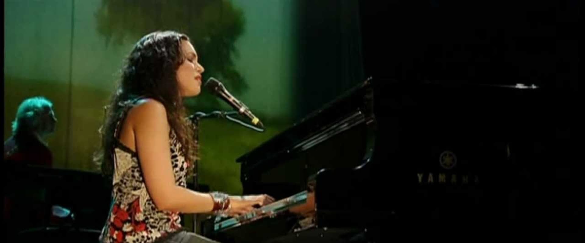 Norah Jones and The Handsome Band: Live in 2004