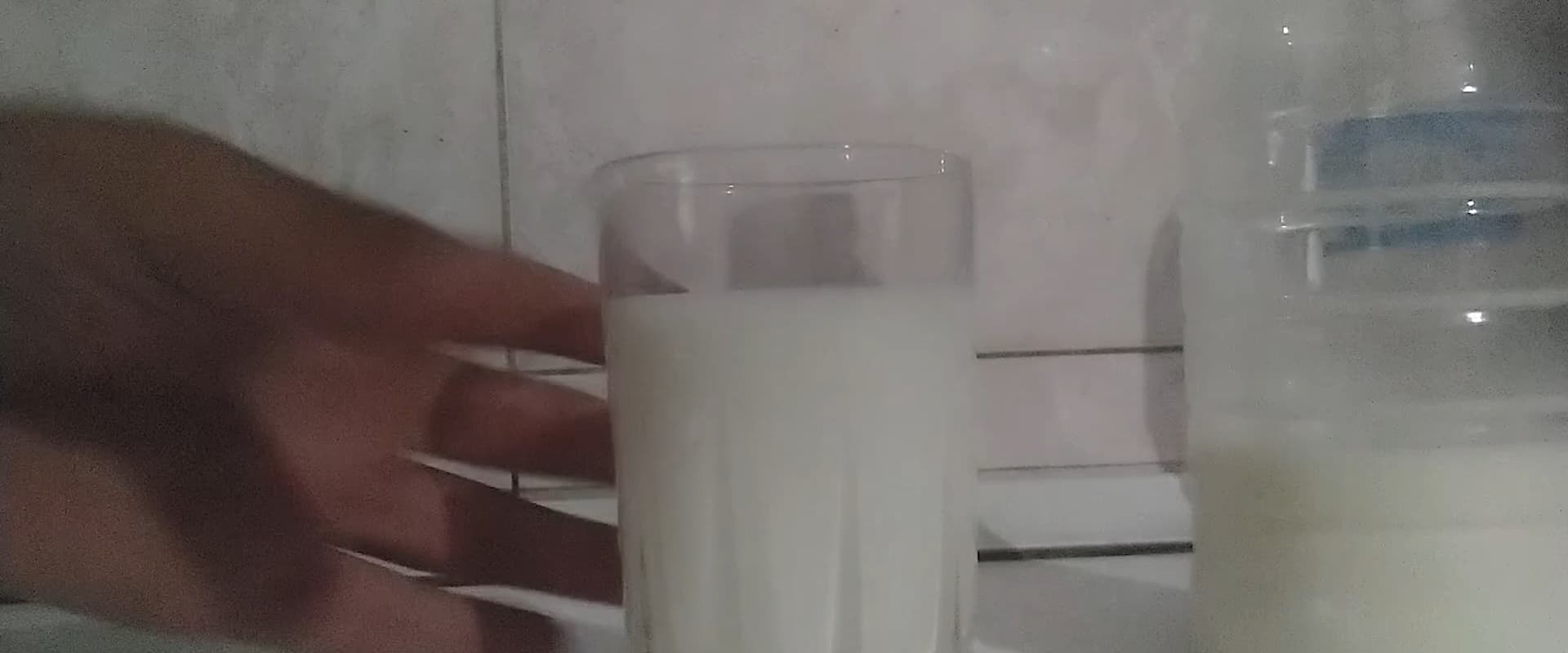 Drinkin' (Milk).